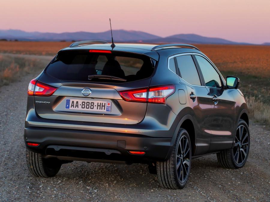  Nissan Qashqai 2014 года  (фото 23 из 64)